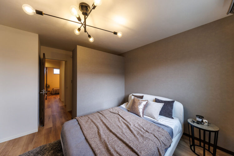 玉善の建売住宅、一宮市下田T7棟の主寝室の写真