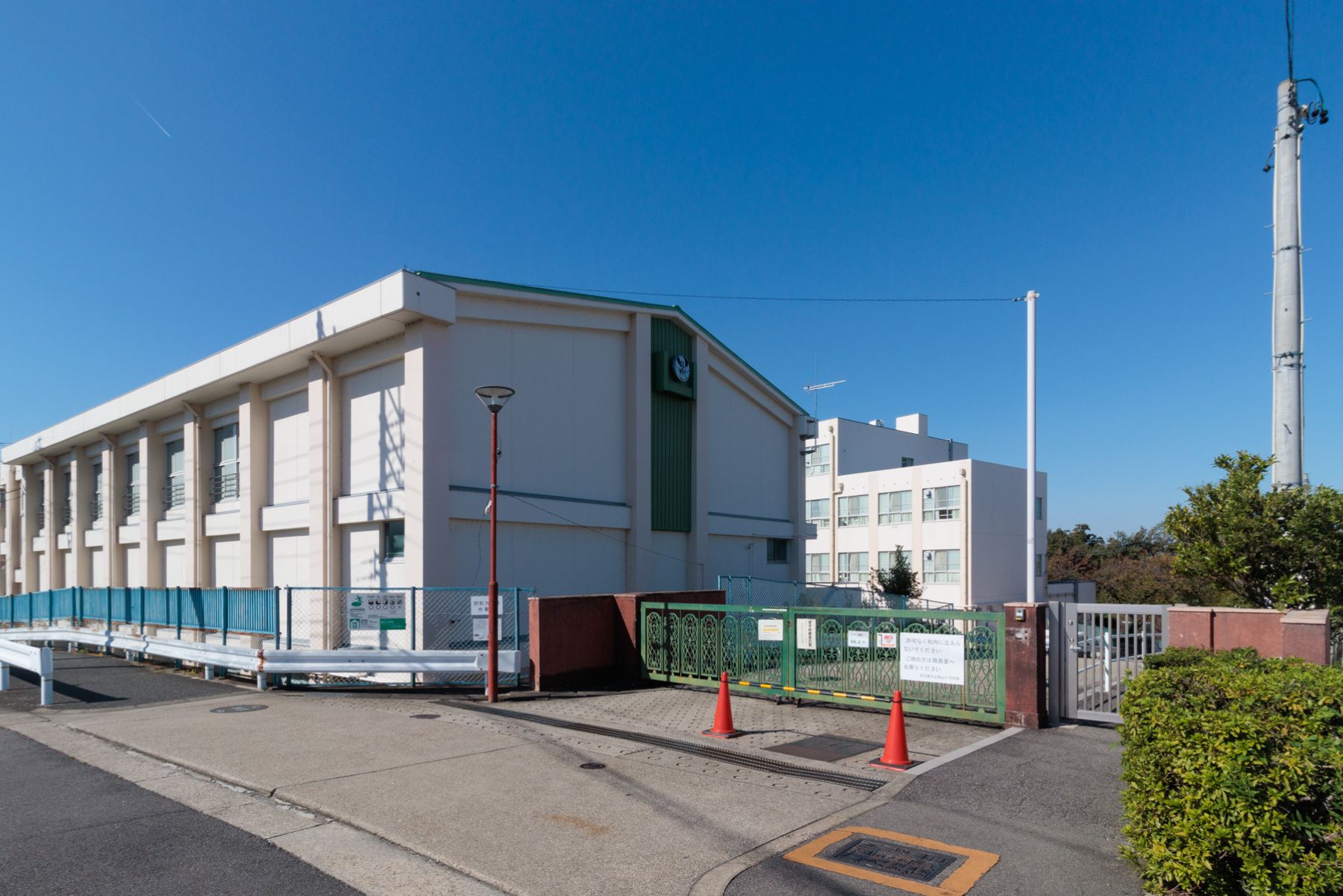 桃山小学校 徒歩約8分