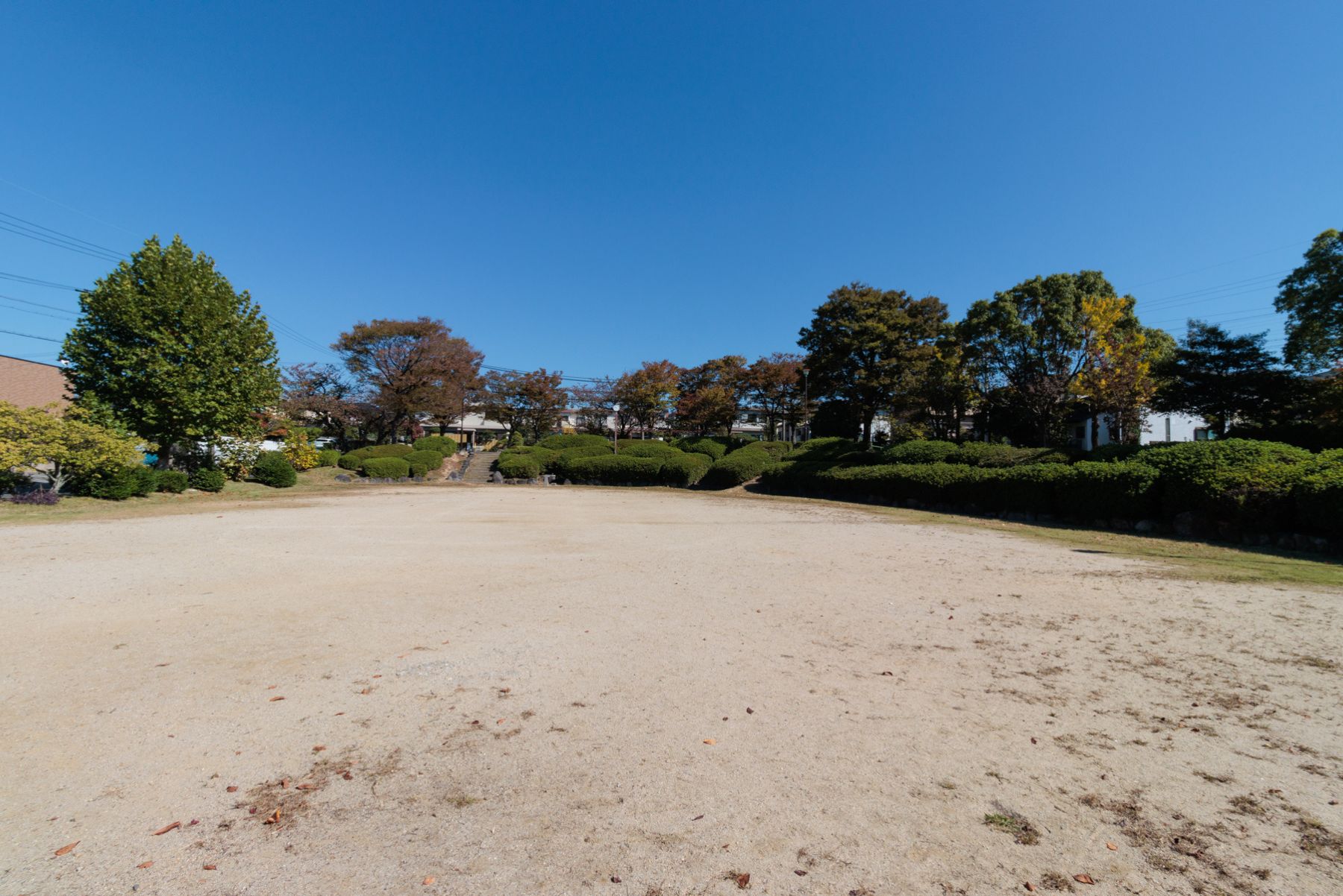 梅里公園 徒歩約2分