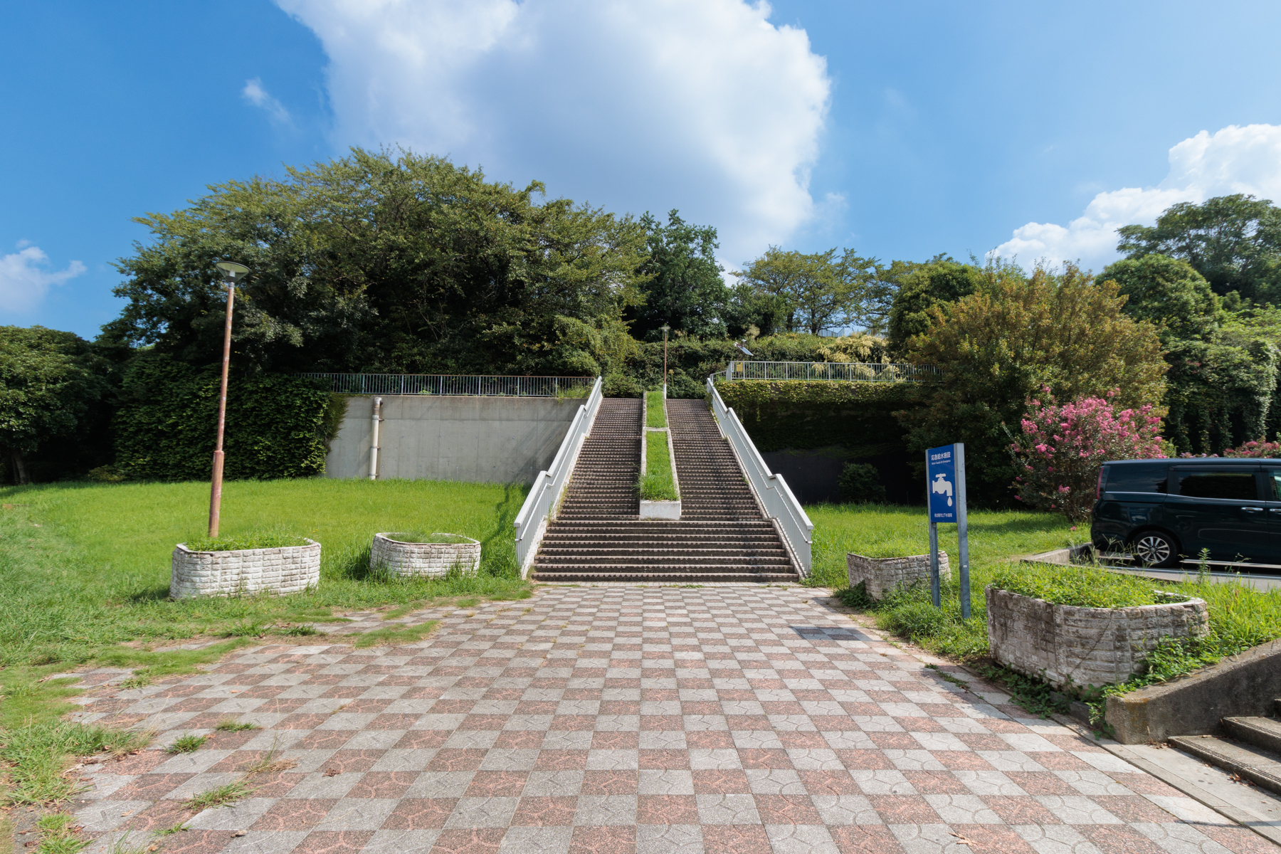 滝の水公園 徒歩約5分