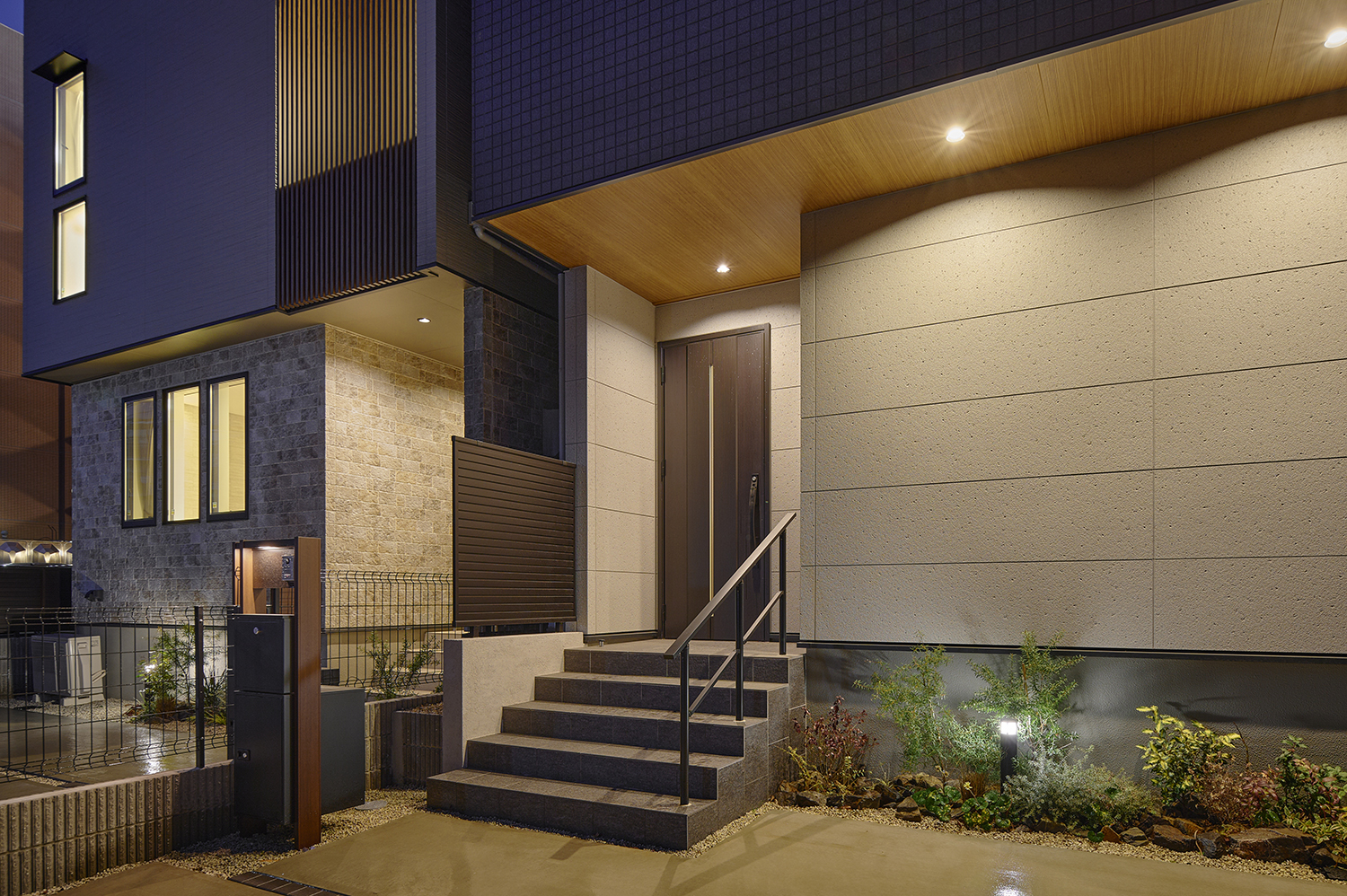 T-5／夜間外構まわり