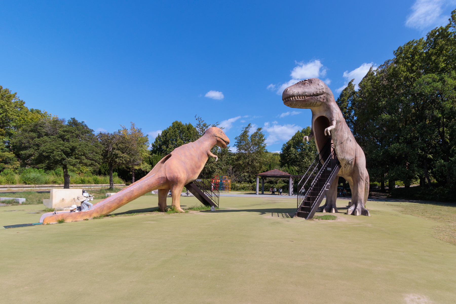 大高緑地（自動車約9分）　徒歩約44分