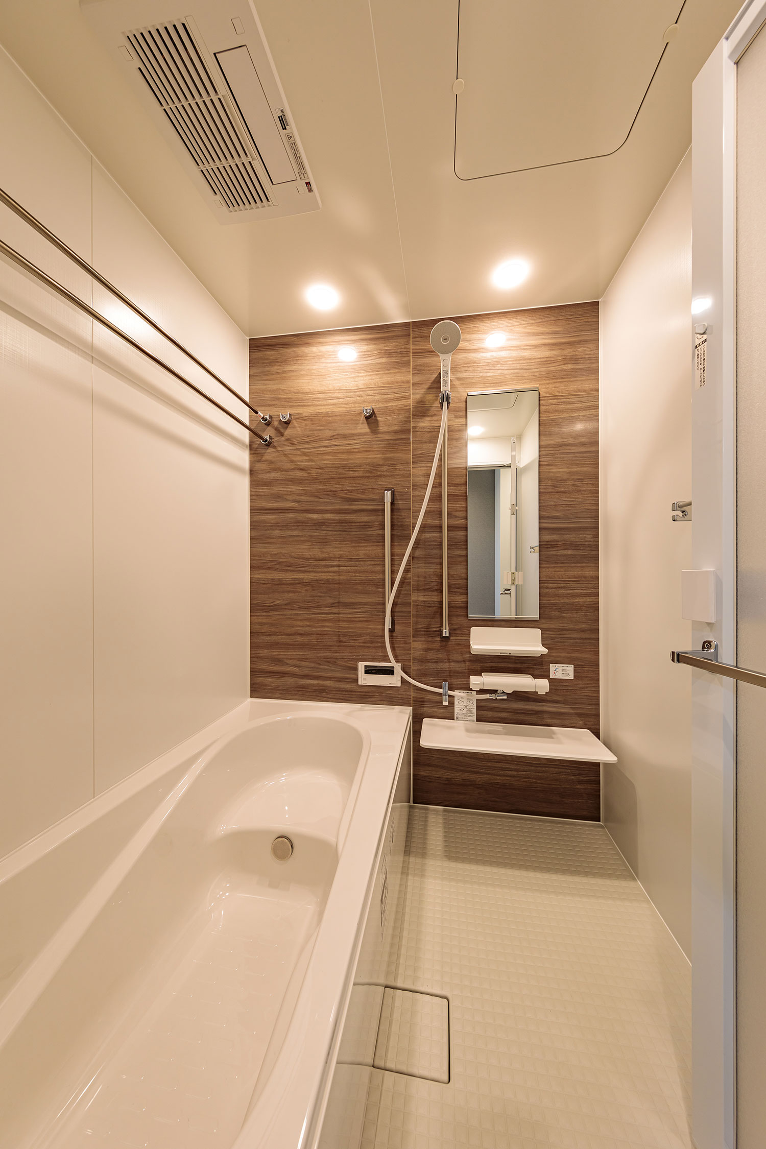 T-3／心も身体もほどける癒しの入浴体験が叶う、快適で心地よい浴室。お掃除楽々仕様で毎日の家事も捗ります。