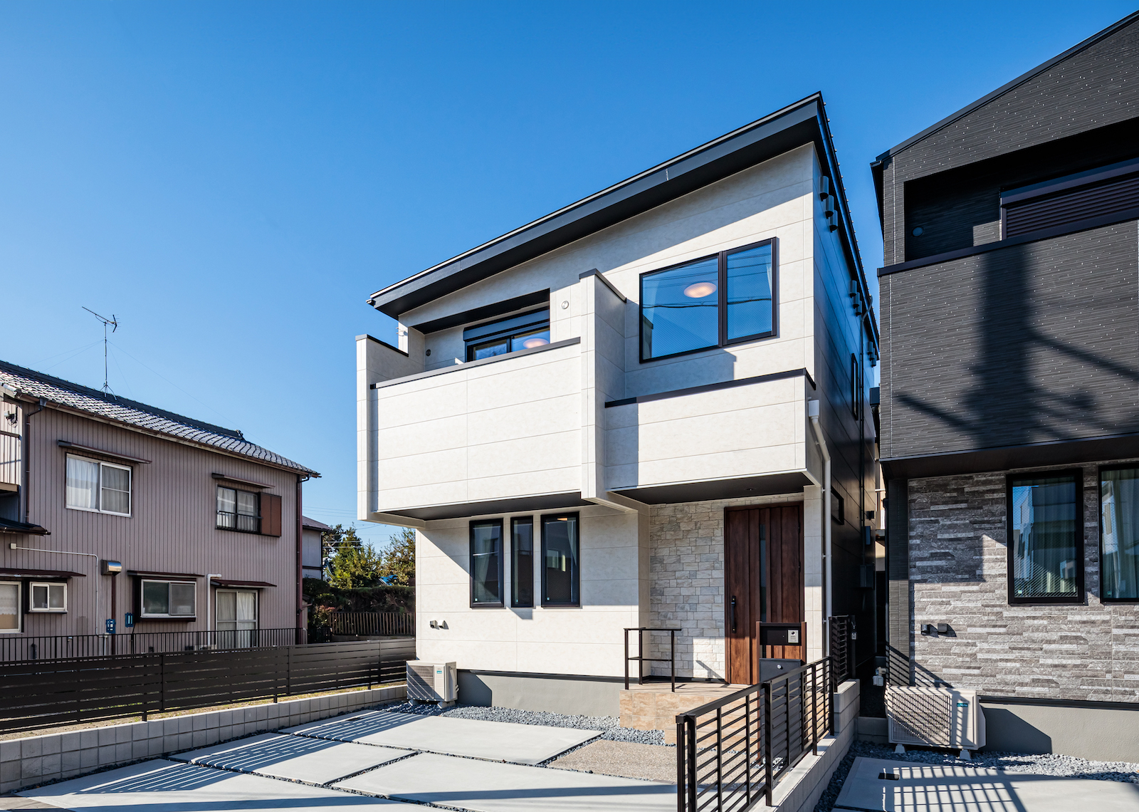 収納スペースの間口の広さと奥行きが“収納充実のお家”のポイントに_名古屋市中川区の家