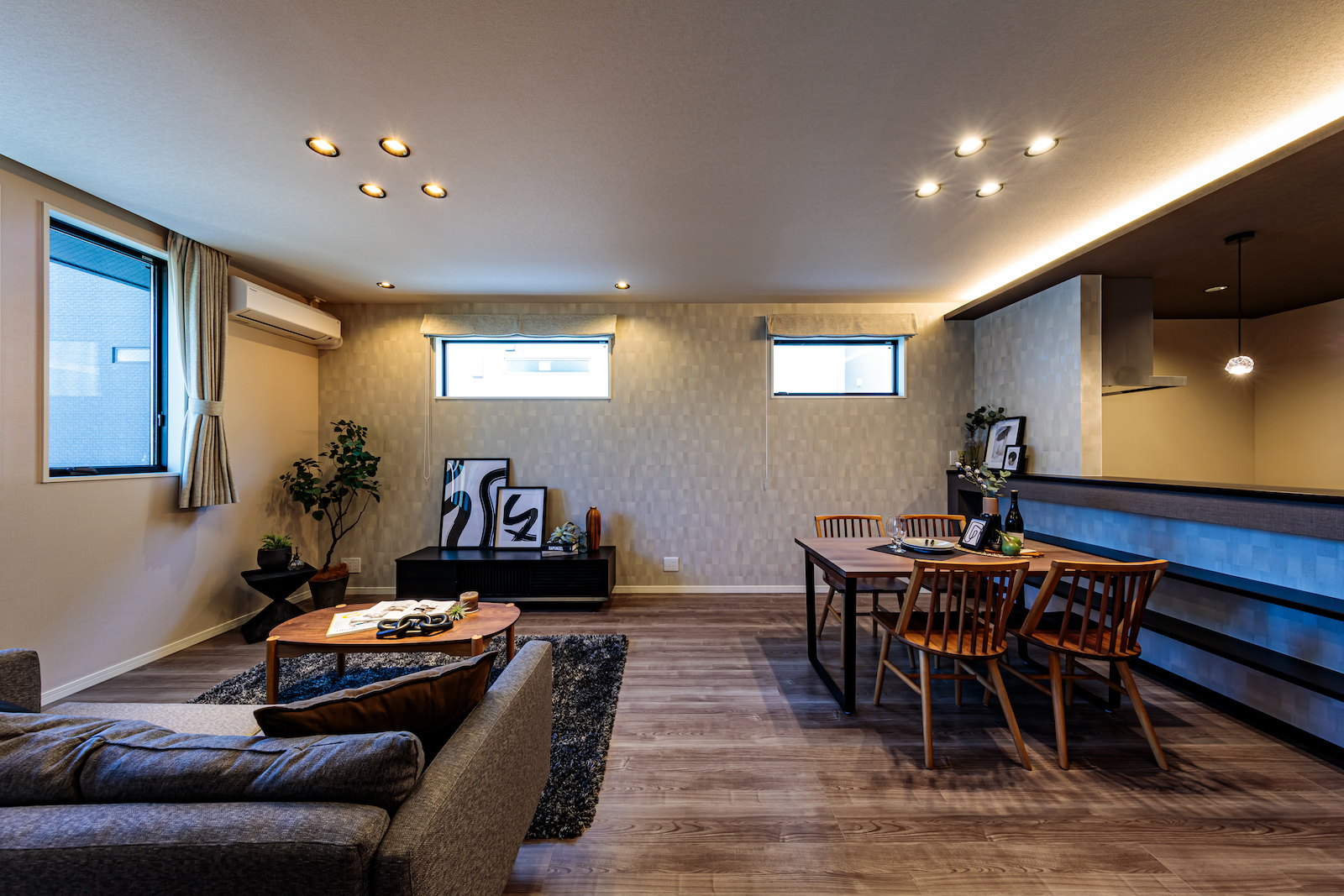 趣向を凝らした室内コーディネートで個性的な空間が広がる_名古屋市天白区の家-1