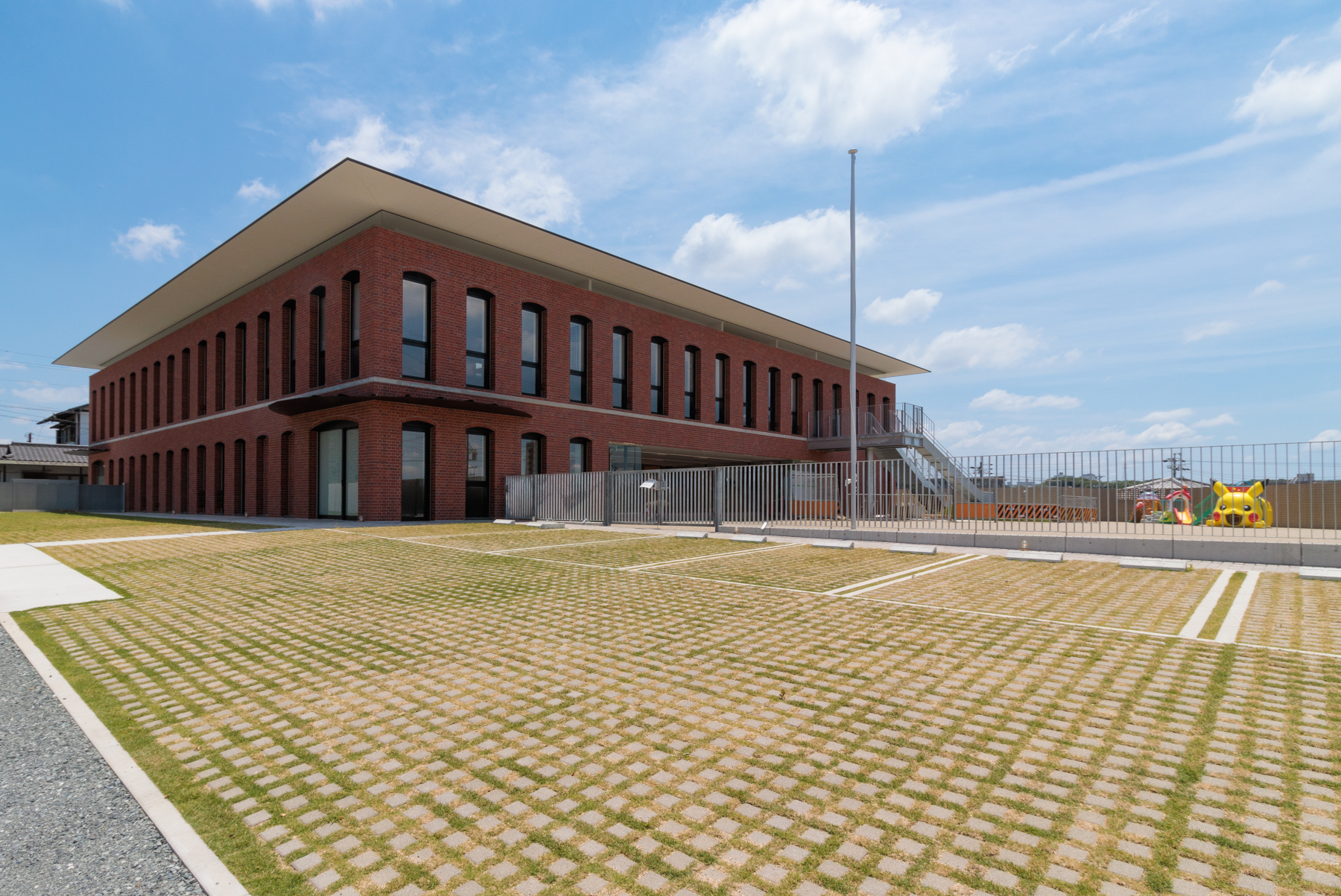 平手幼稚園　徒歩約10分