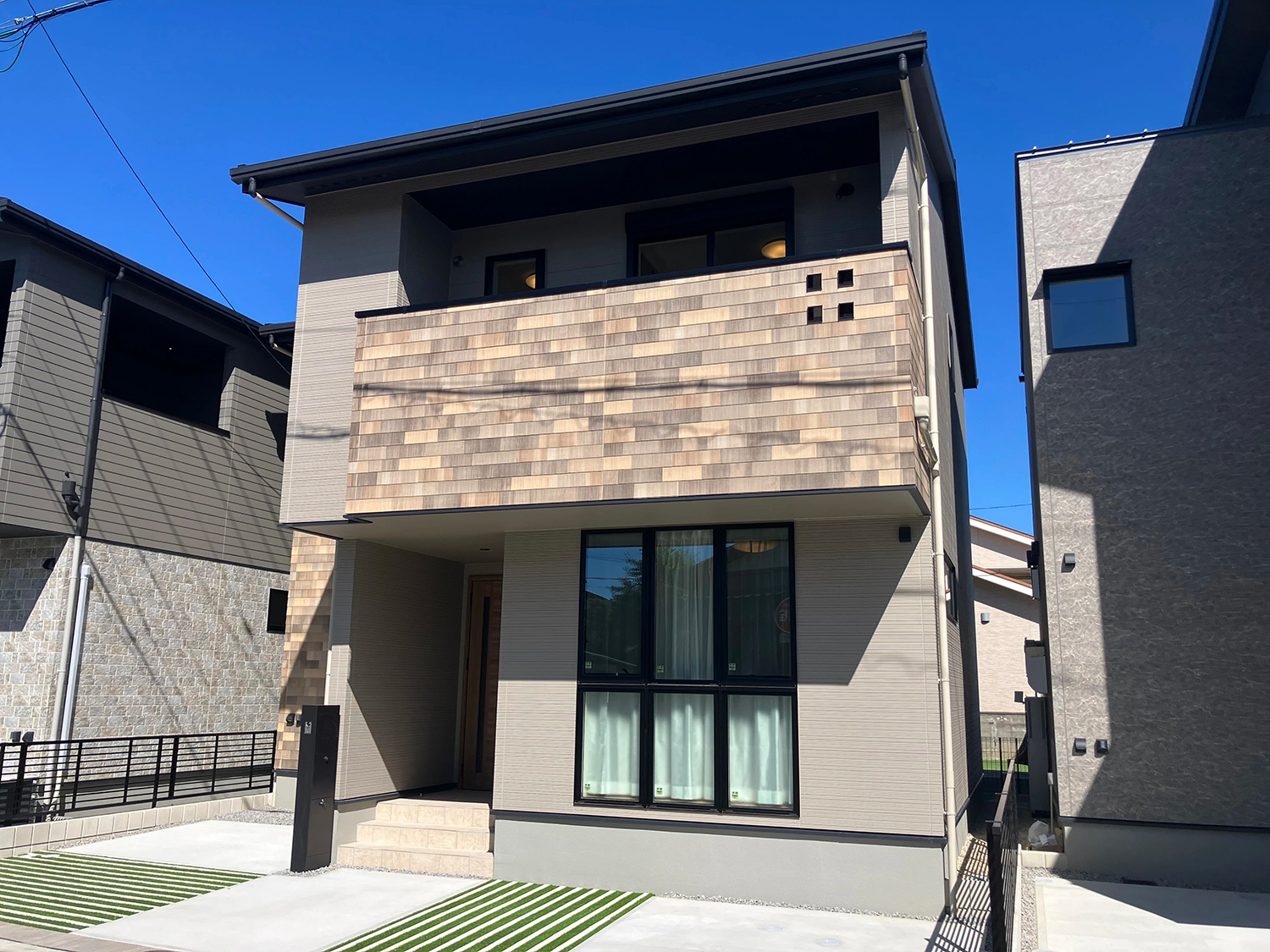 安城市百石町 T-2棟の外観