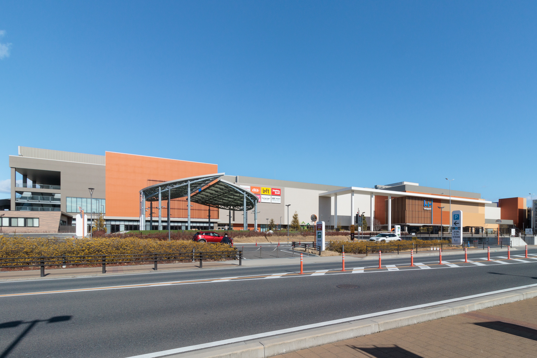 ららぽーと愛知東郷 自動車約7分