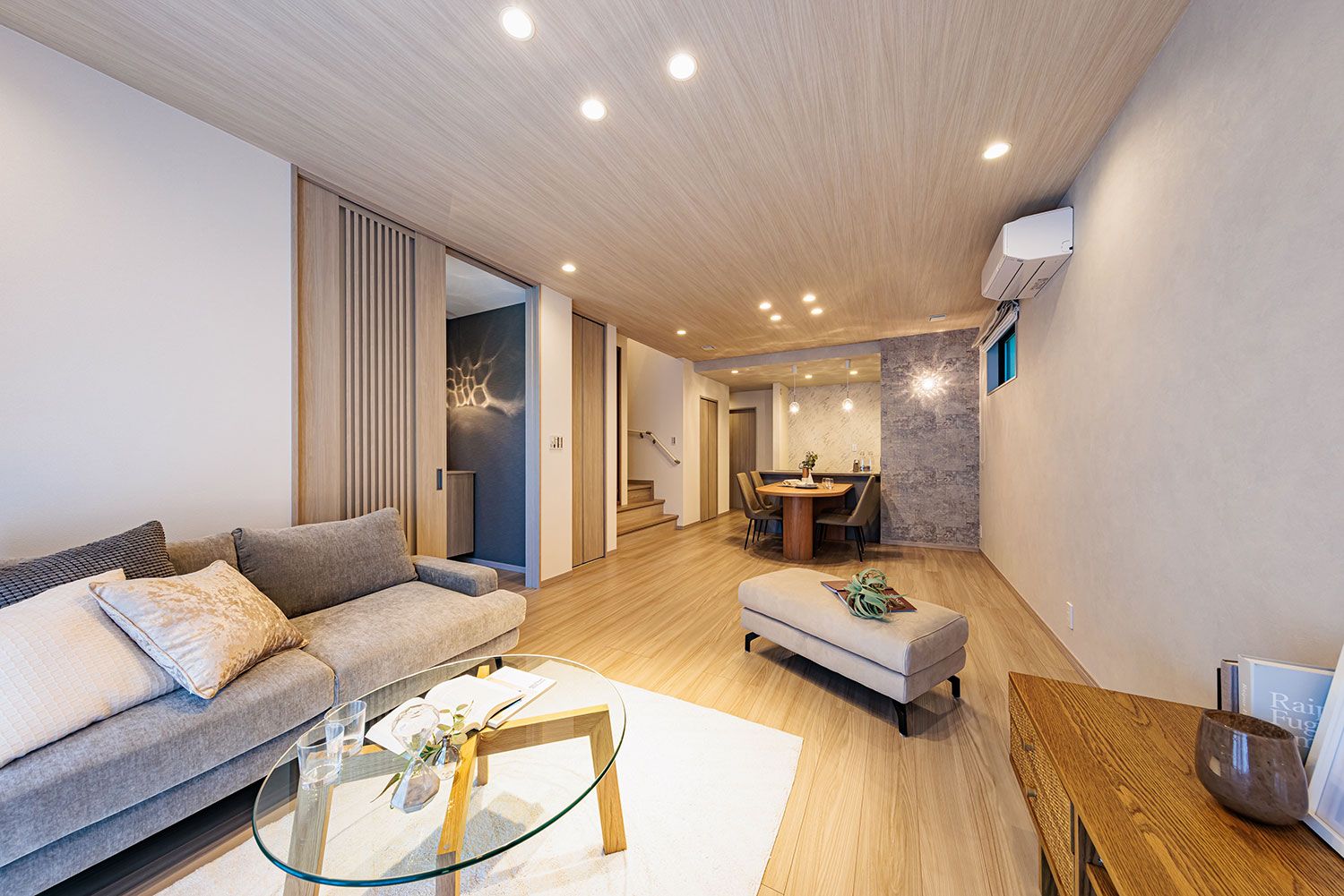 T-1／適材適所に「しまう場所」を設けた設計。FCLなど、暮らしを快適にする豊富な収納が魅力の4LDKです。