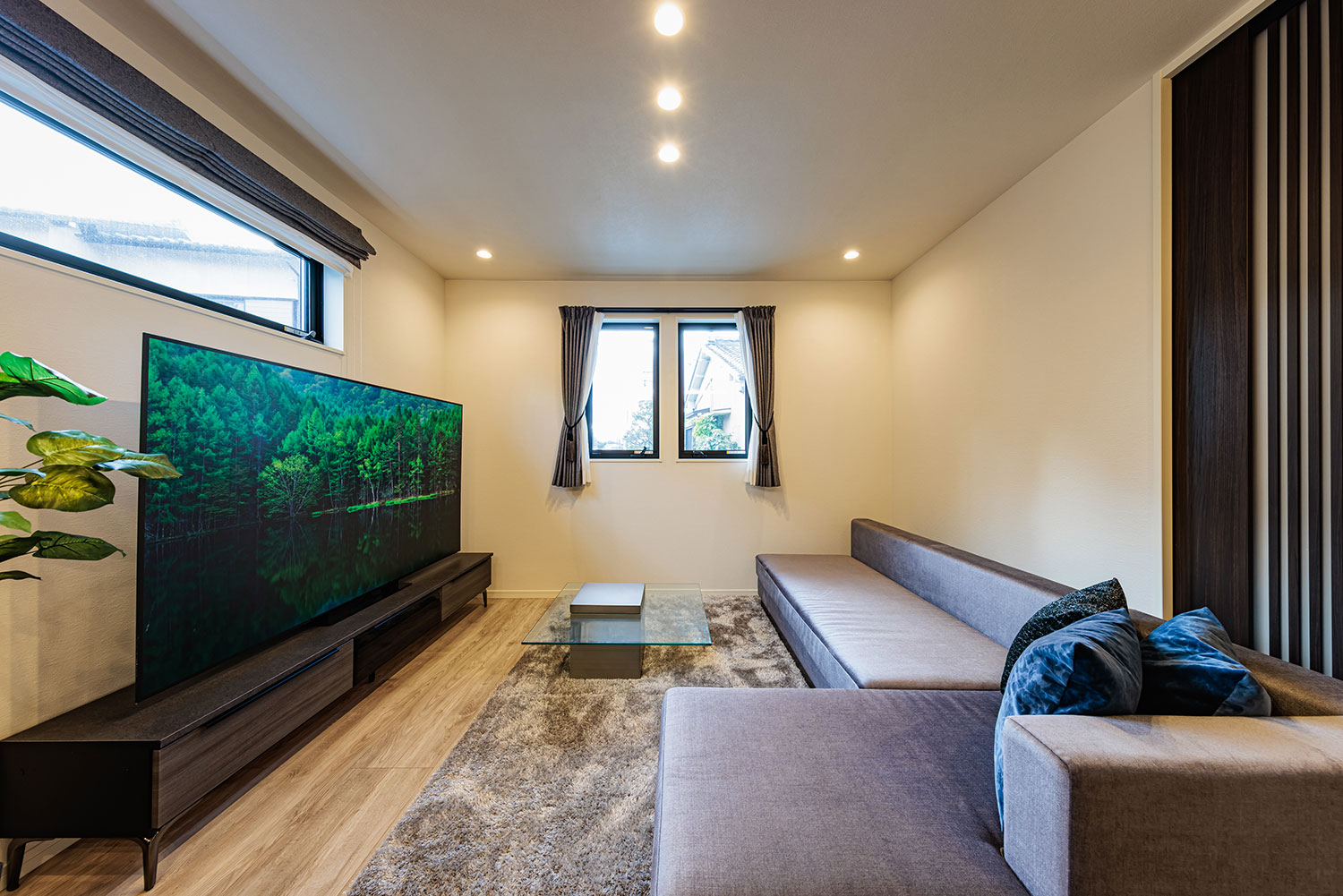 T-3／リビングダイニング