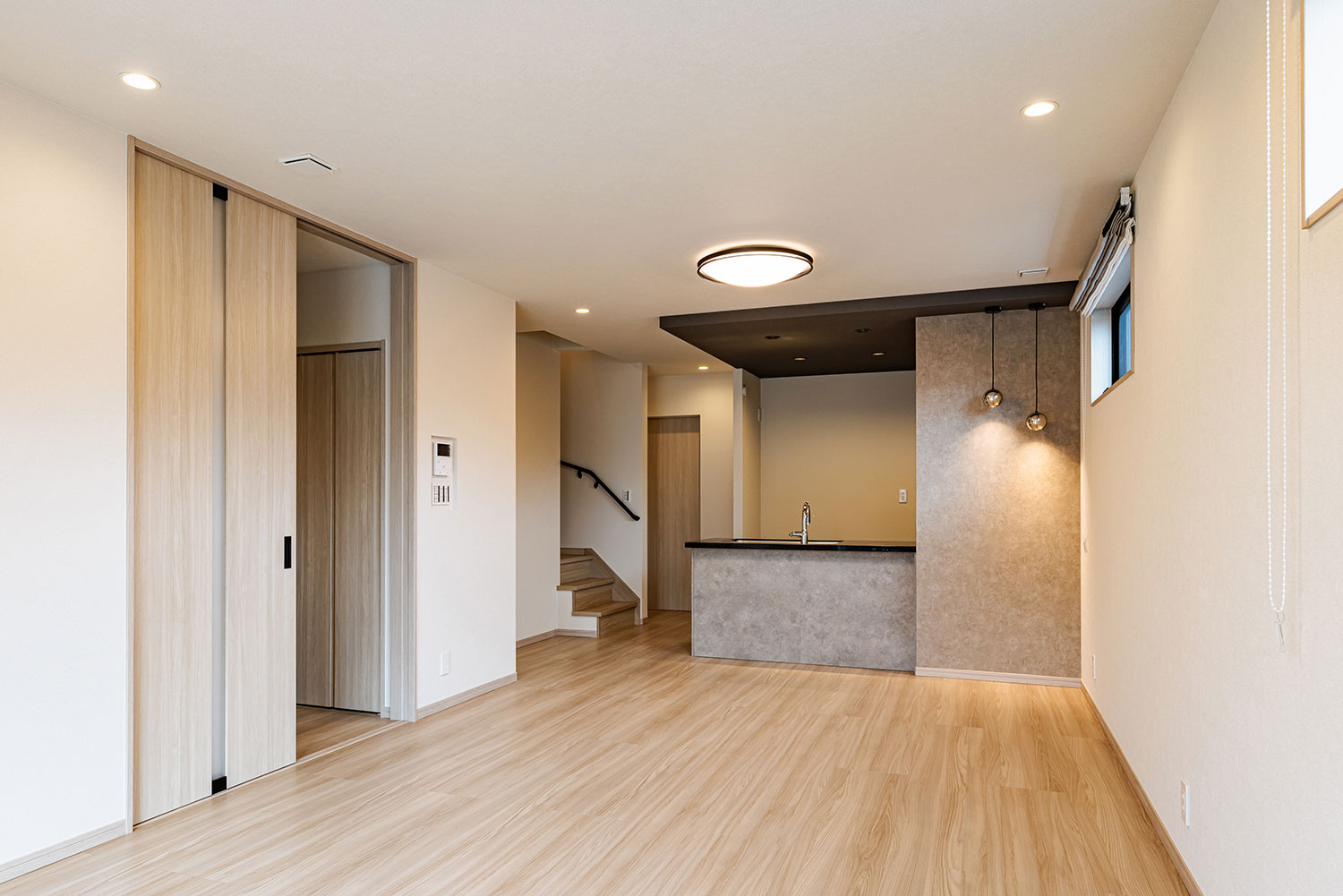 T-3／リビングダイニング