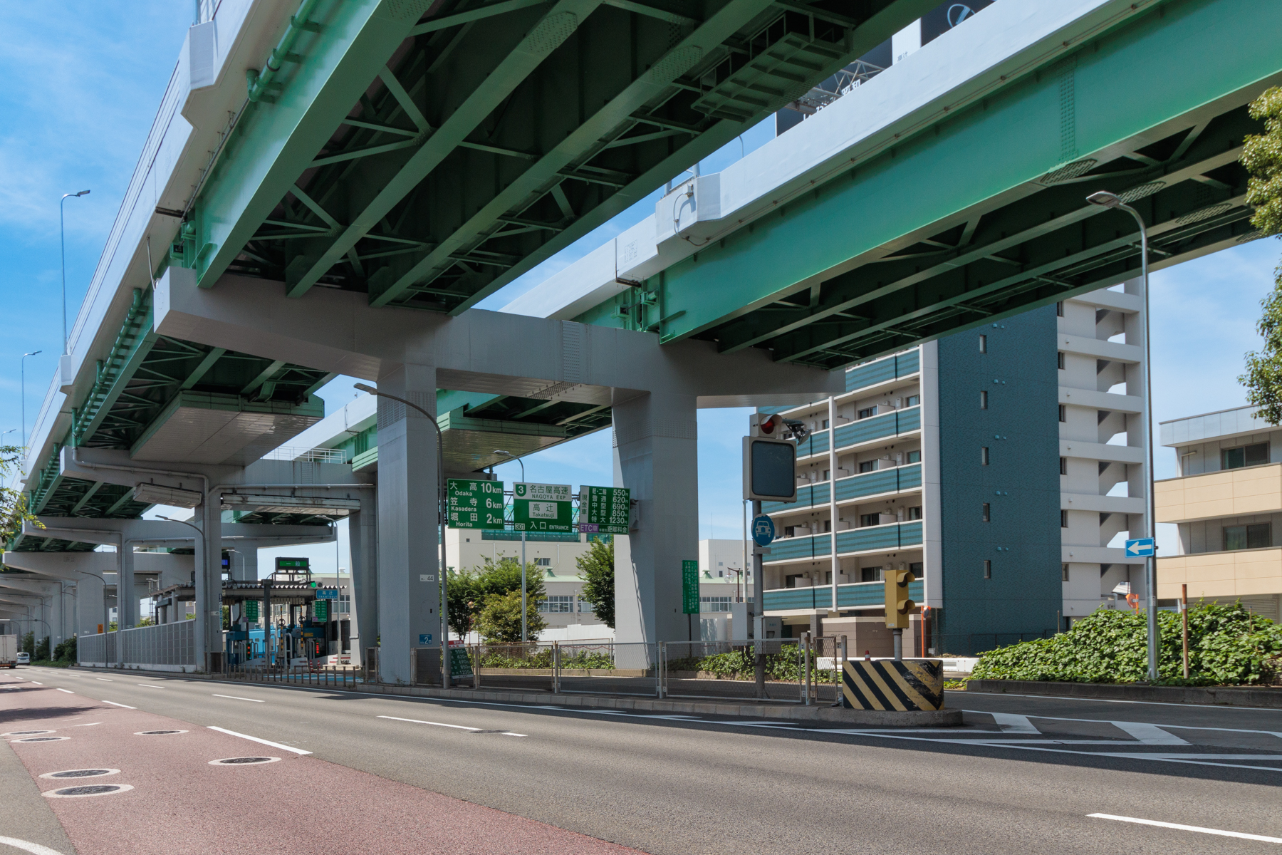 名古屋高速3号大高線「高辻」入口　自動車約7分