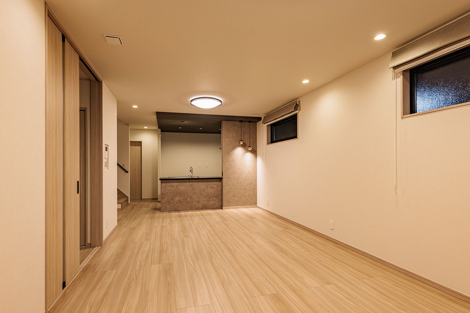 T-1、T-2（ご成約済み）、T-3／夜間リビングダイニング