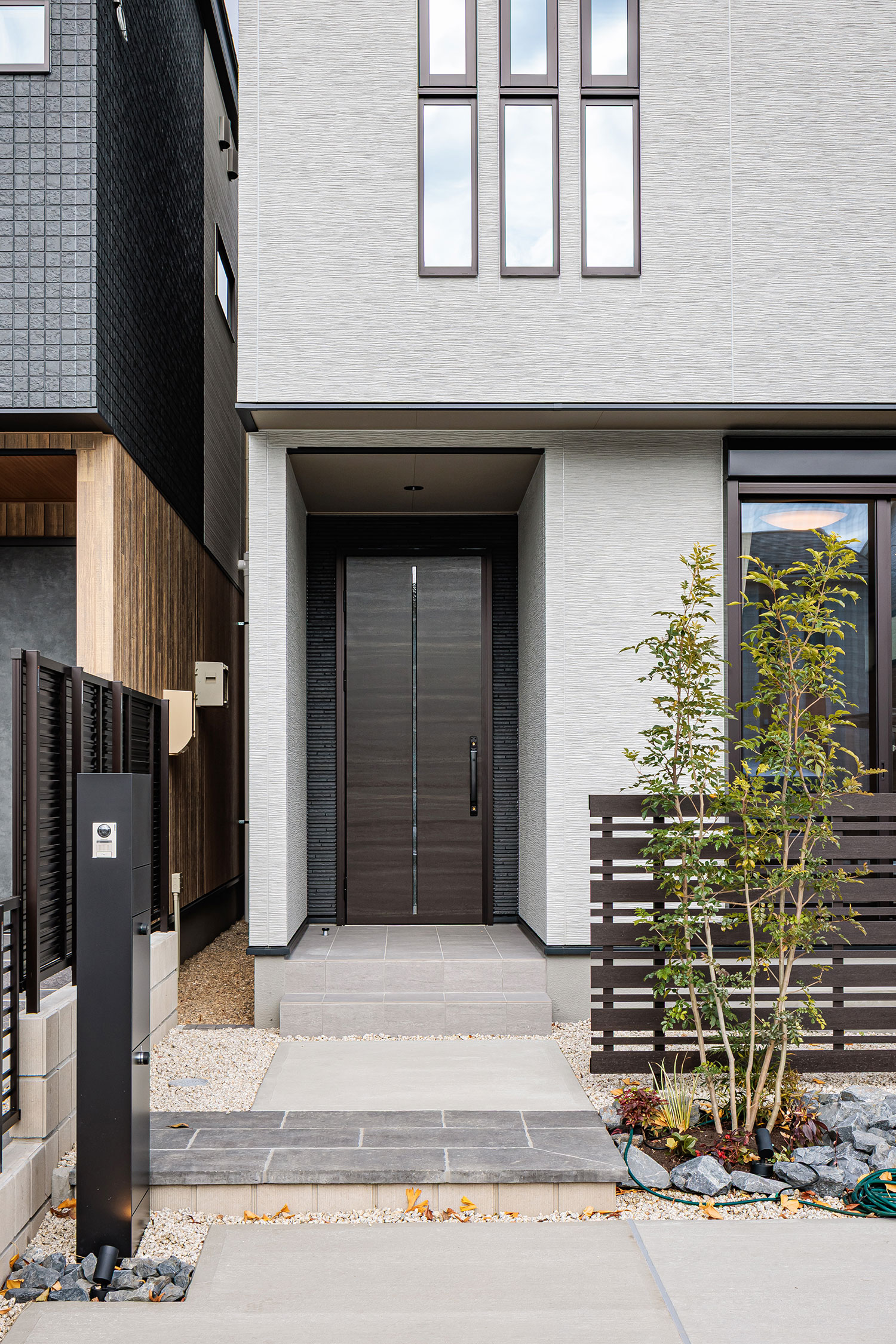 T-3／玄関まわり