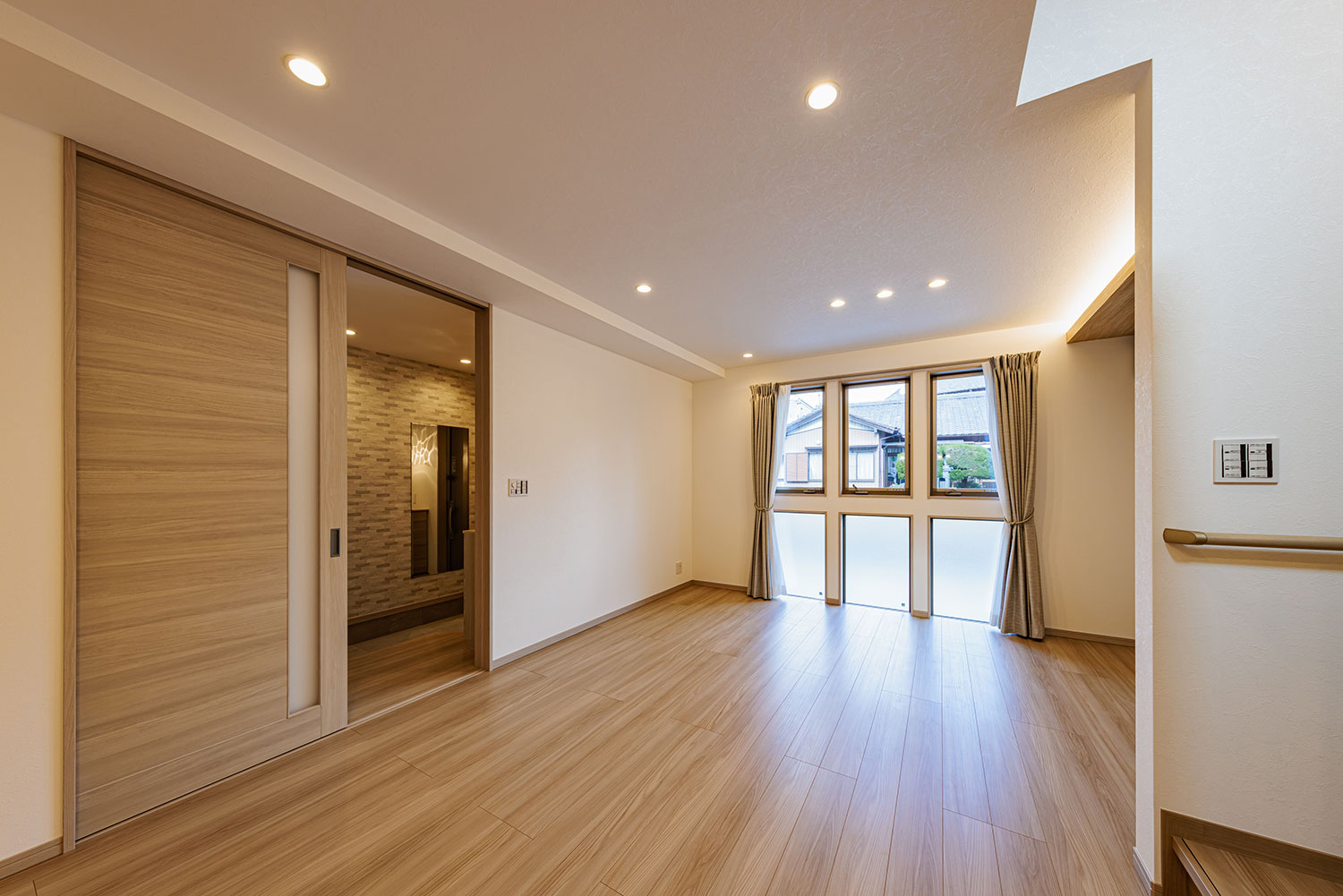 T-1／リビングダイニング