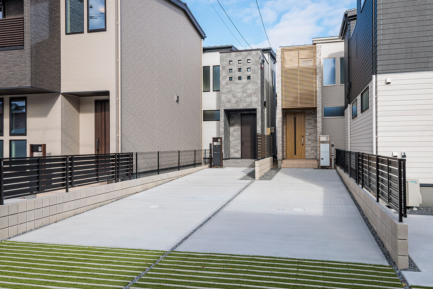 T-2、T-3/お子さんが道路に飛び出すリスクも低減し、侵入しにくいという防犯面の利点もあります。