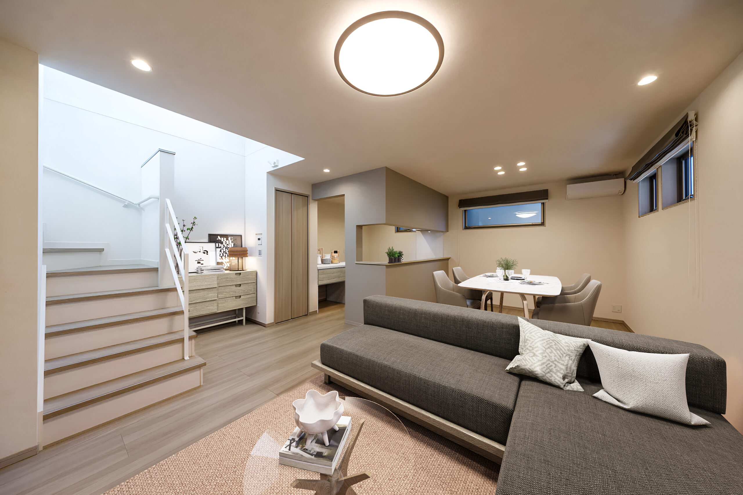 T-1/リビング階段は上下階の行き来に必ずLDKを通ることで自然と顔を合わせることができ、自然と会話が生まれます。 ※家具はCGです