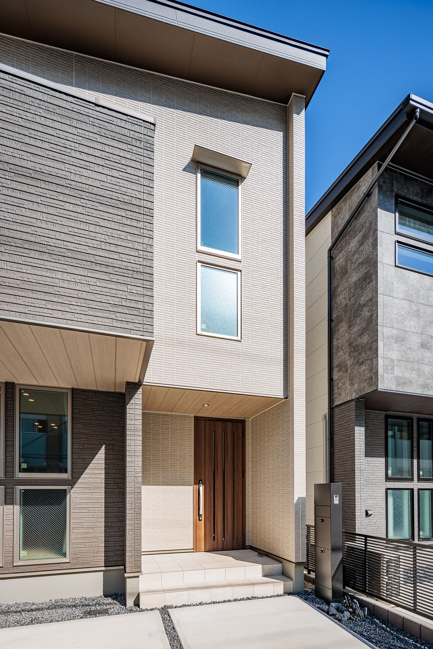 T-1／玄関まわり