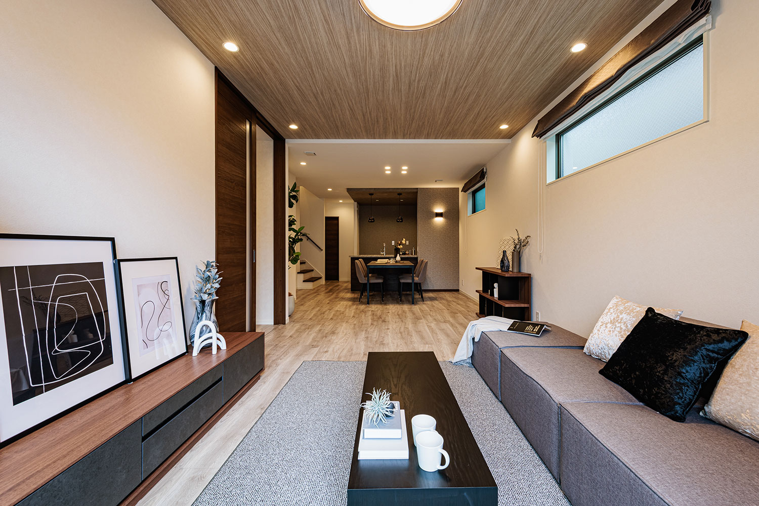 T-3／リビングダイニング