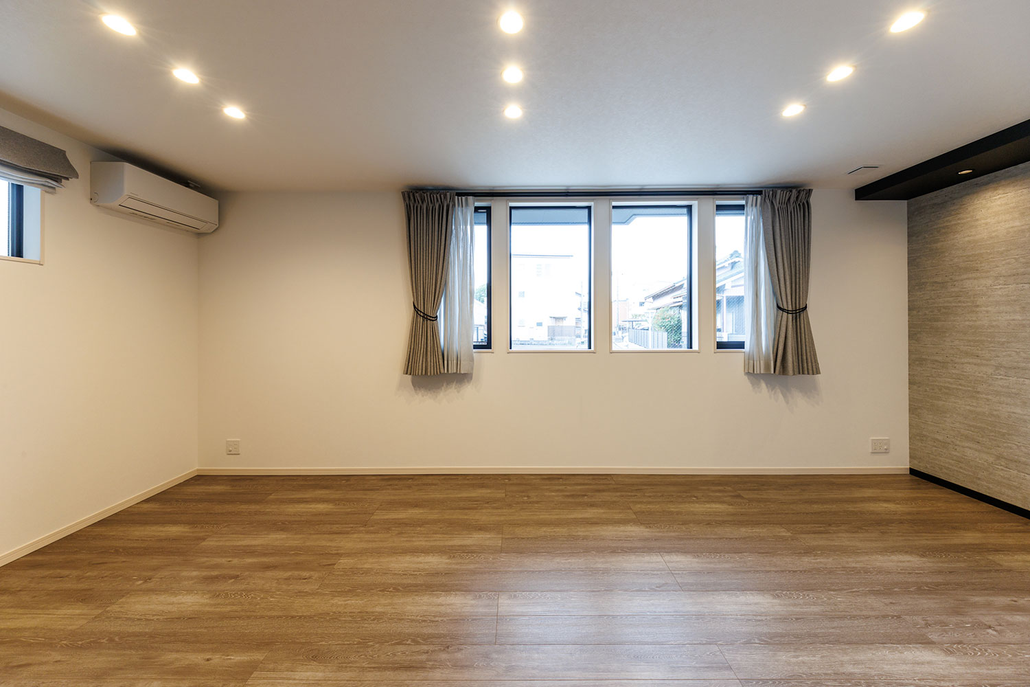 T-1/リビングダイニング