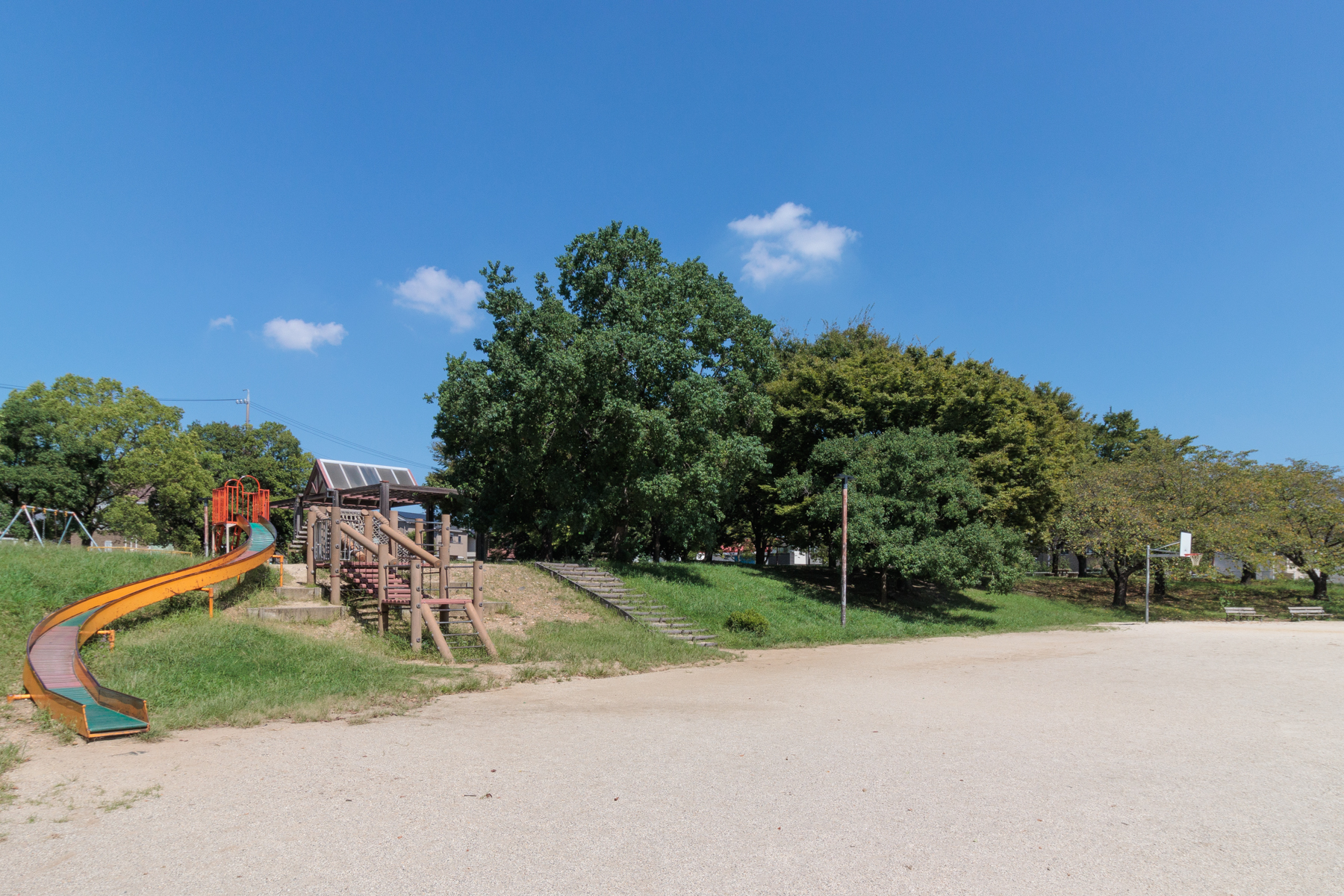 前高公園 徒歩約6分