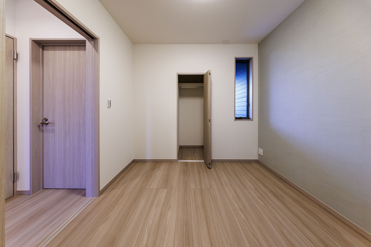 T-1／2階の洋室は全居室収納完備。採光・通風にも配慮した設計で「世界に1つしかない」快適なおうち時間が実現。