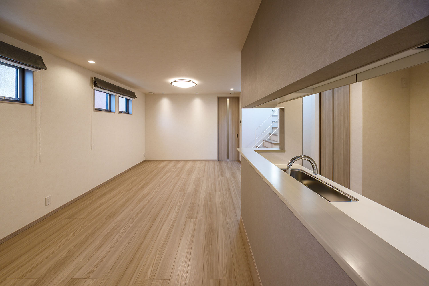 T-1／リビングダイニング