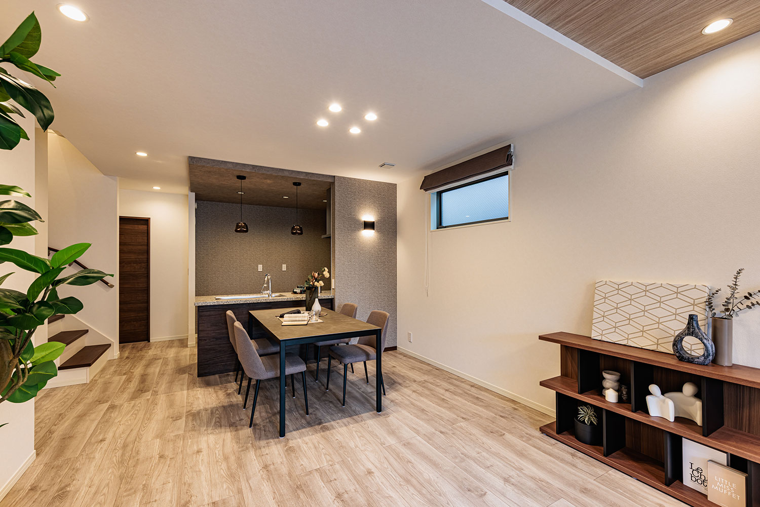 T-3／明るくて居心地の良い空間で、心まで満たされる幸せな家族時間をお過ごしください。