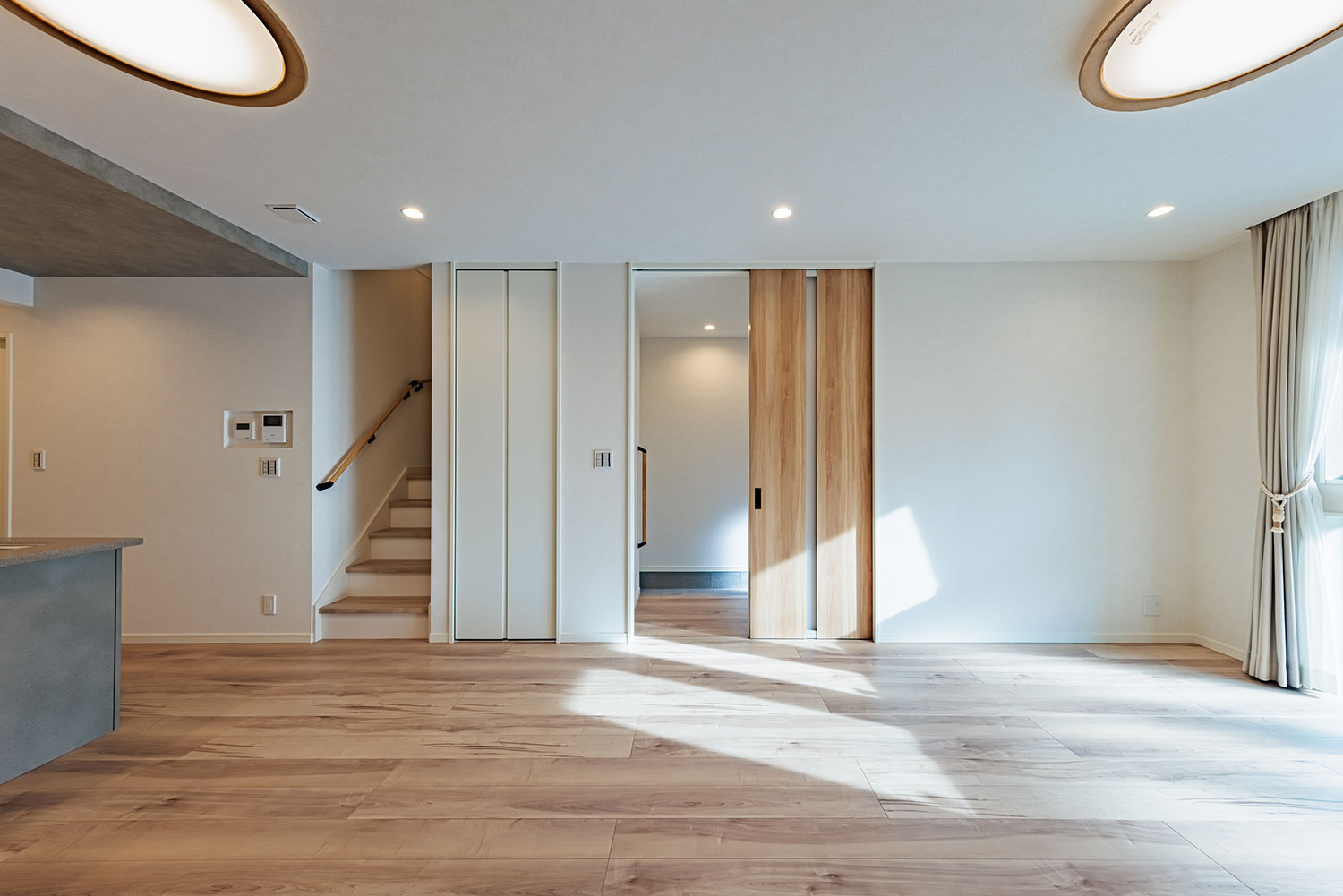 T-3／リビングダイニングはスムーズな暮らしの動線と、心地よいリラックススペースが叶う憩いの空間です。