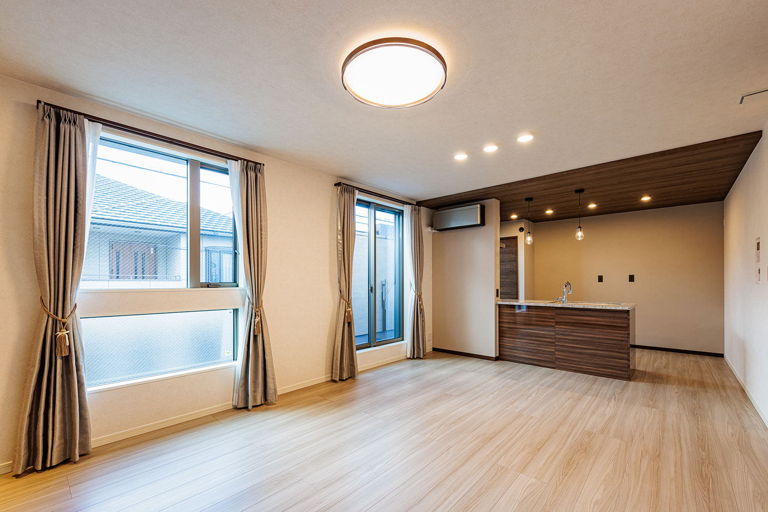 T-1/程よい距離感で過ごせるから快適なおうち時間が実現!自分の時間も楽しめる安心感のある間取りです。