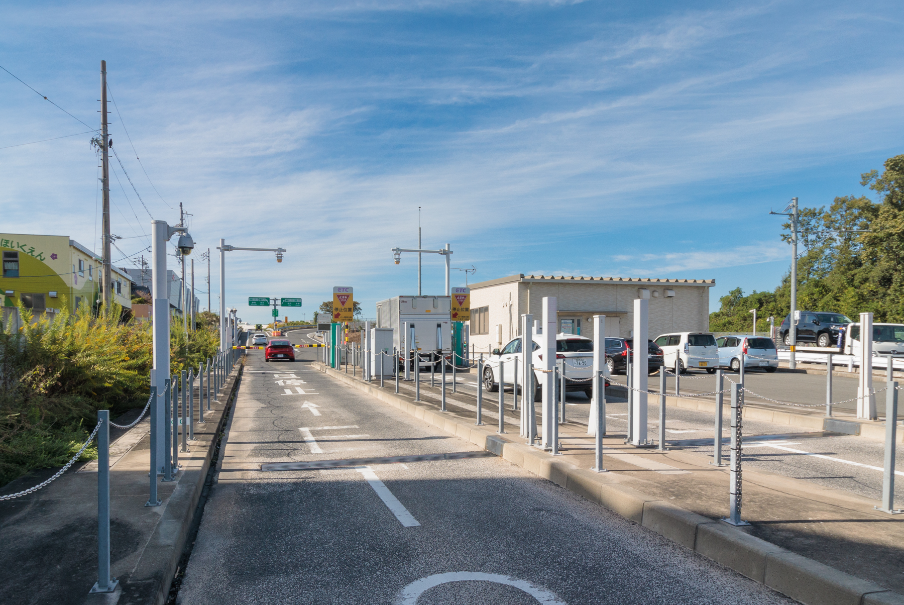 東名高速道路「守山スマートIC」 自動車約6分