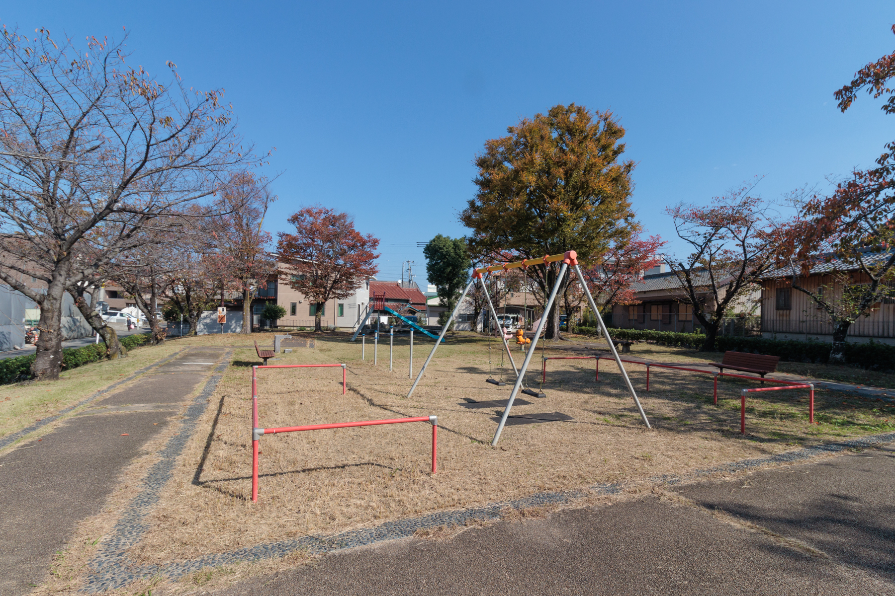 仲畔公園 徒歩約1分