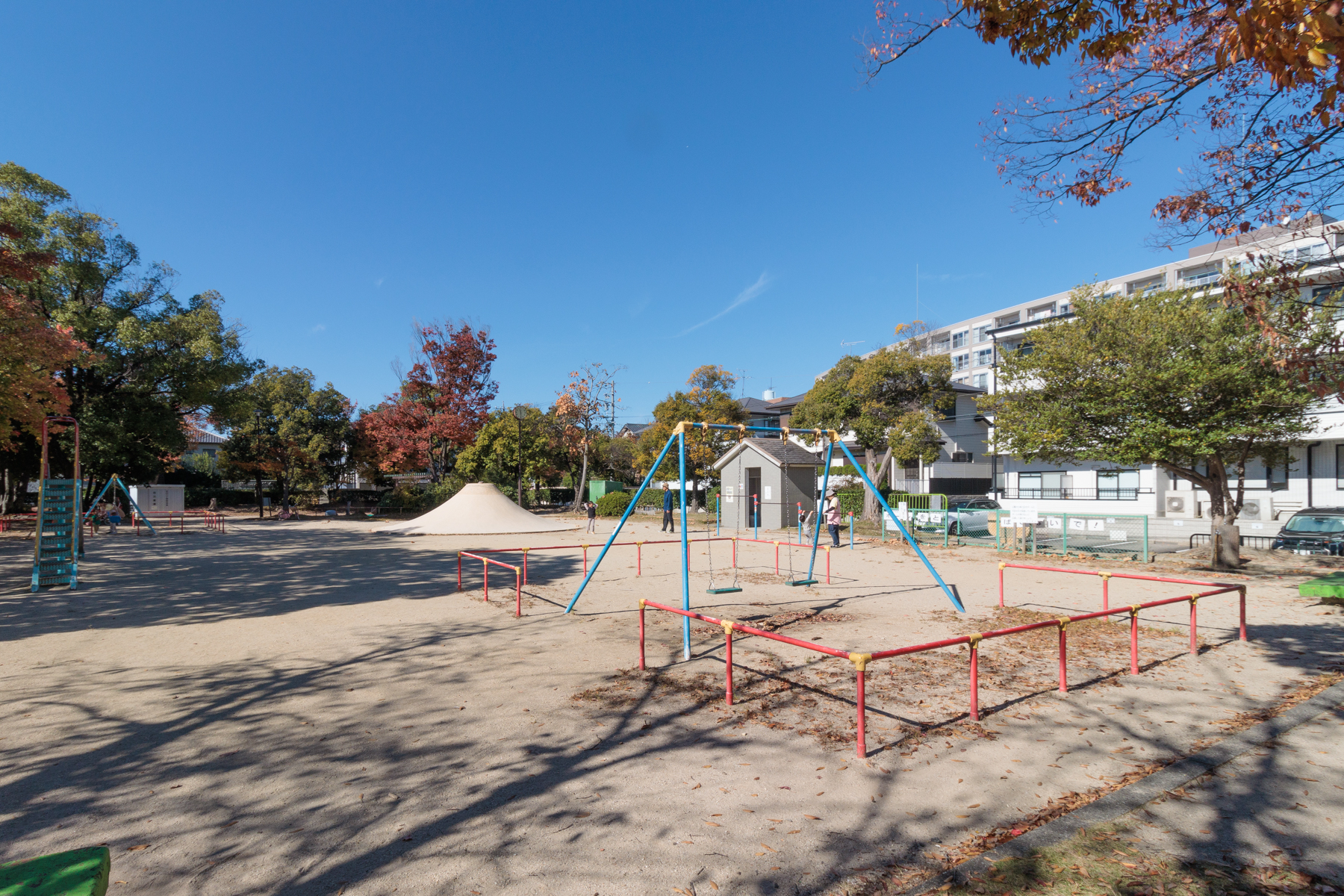 上社西部第二公園 徒歩約4分