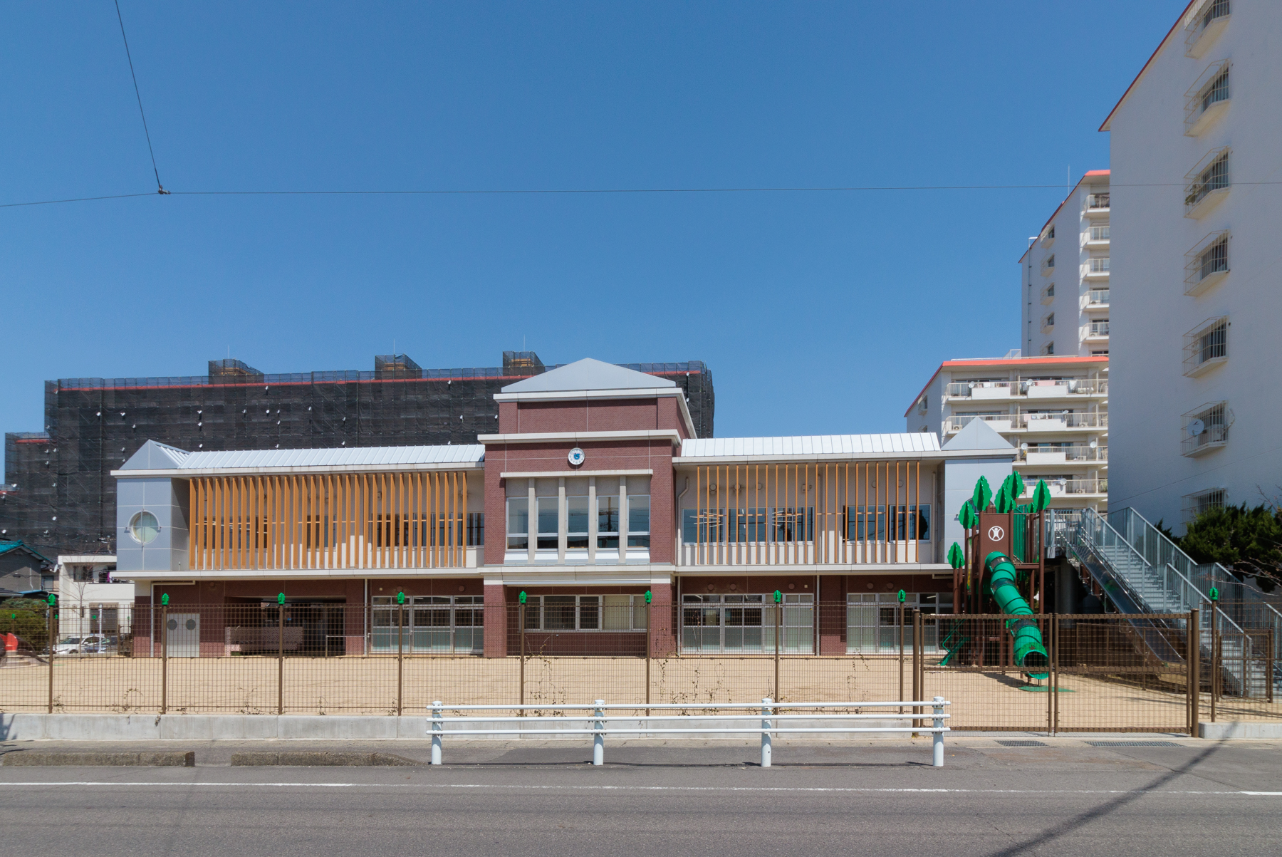 師勝はなの樹幼稚園　　徒歩約3分