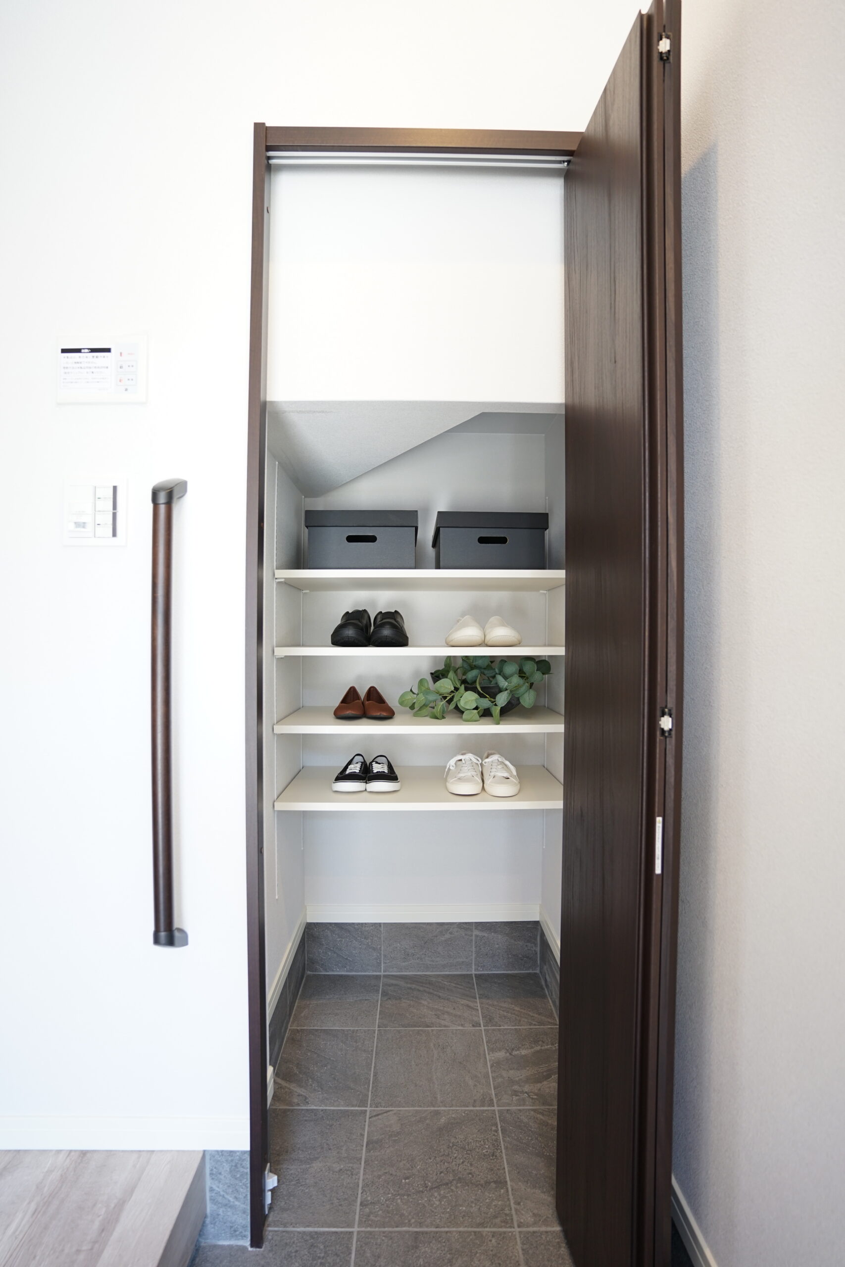 T-2／シューズインクローゼット